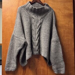 Ivan Grundahl big boxy cropped knitted turtleneck Sweater with cable